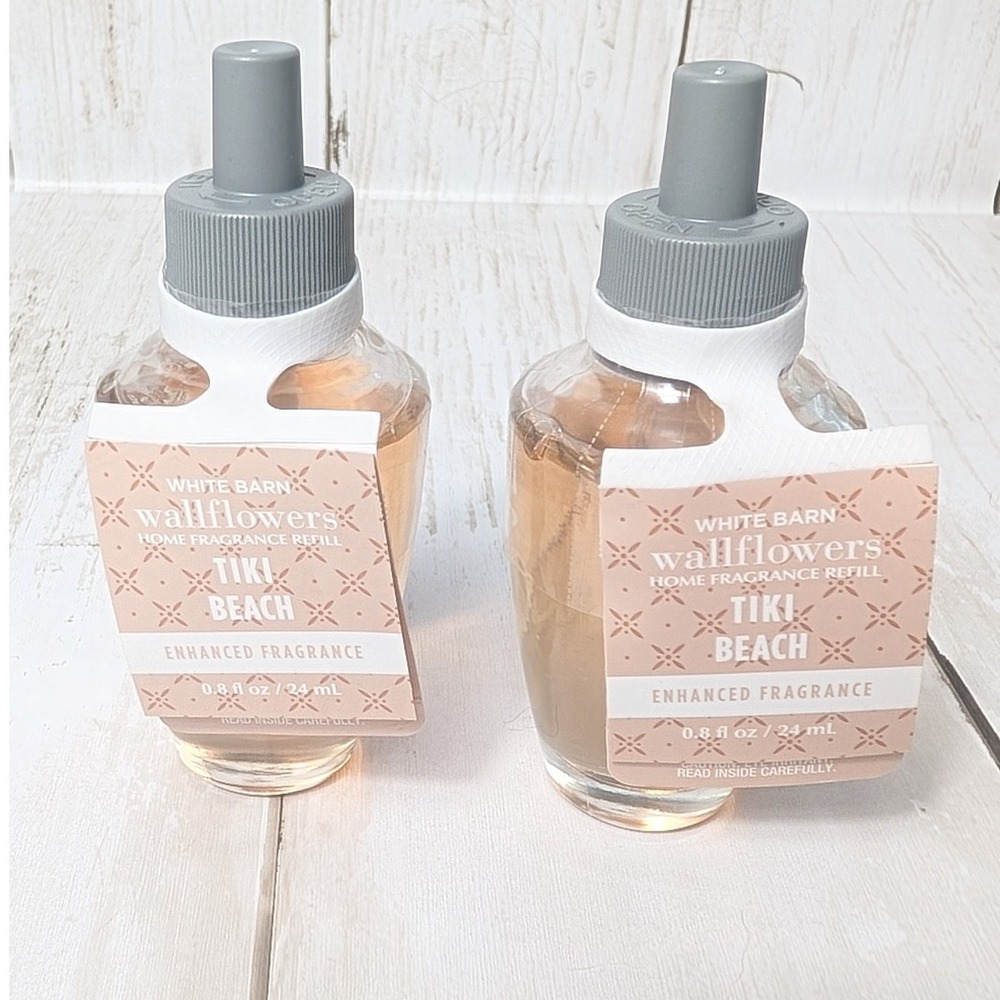 Bath & Body Works Wallflowers Tiki Beach 2 Pack Tropical Coconut Scent SEALED